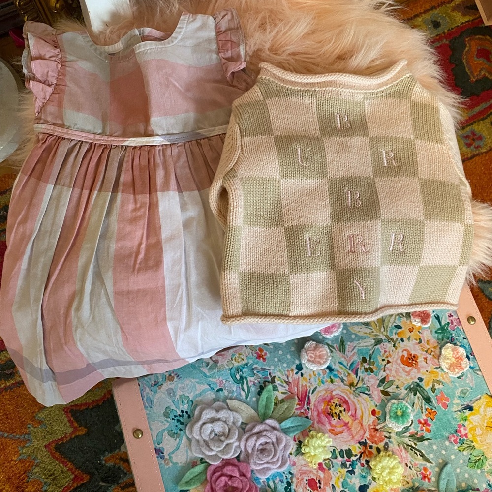 Burberry dress- 6 month
